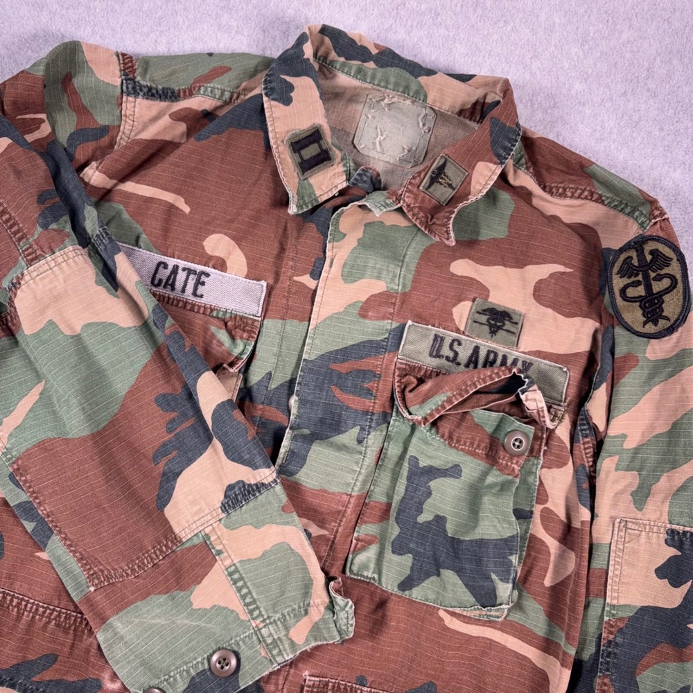 USGI BDU Jacket Mens Medium Fit 80s Woodland Camo Ripstop US Army Medic Patches